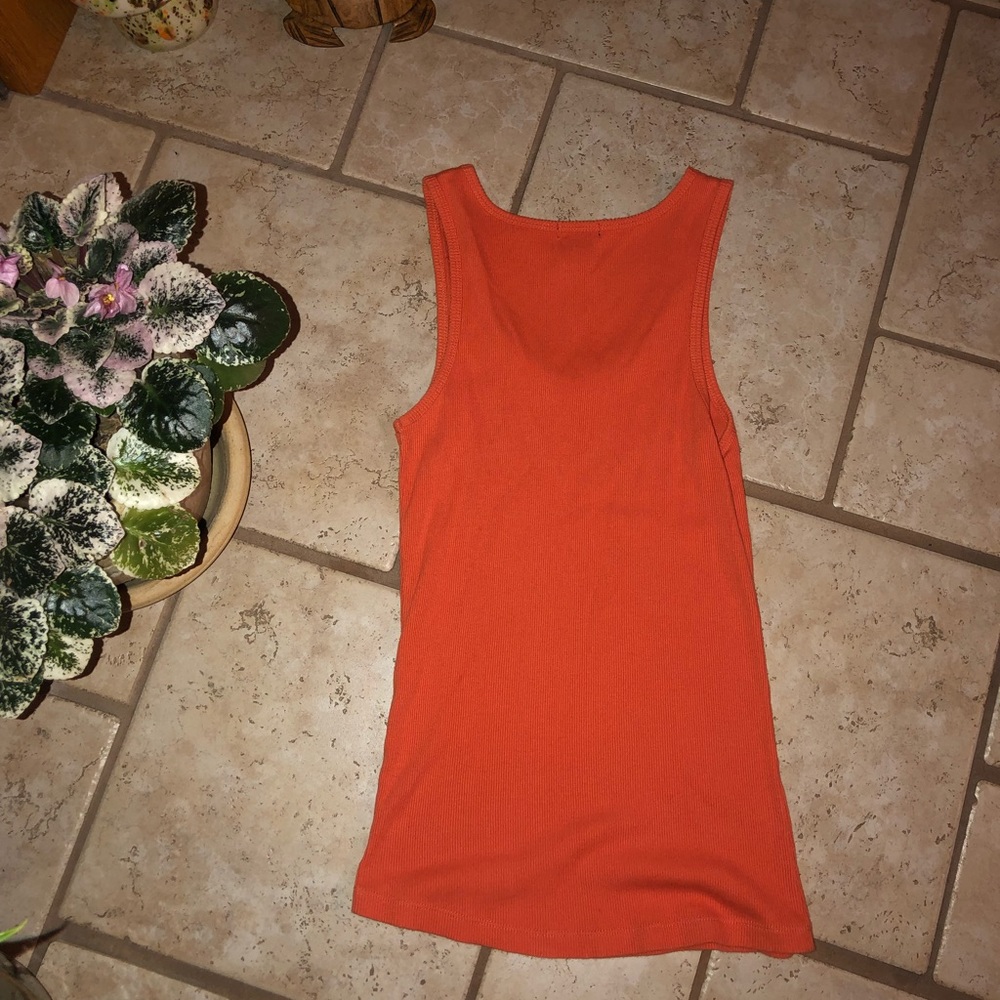 Tank - Picture 8 of 8